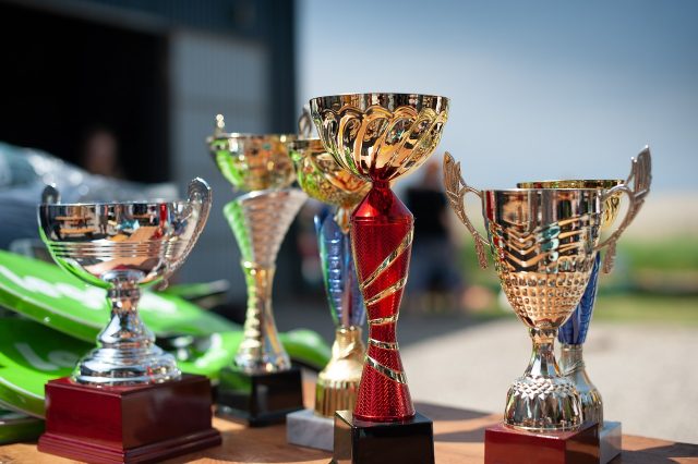 cups prizes trophy awards prize 4278774